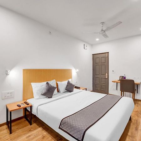 Upar Hotels Uthandi, Ecr 첸나이 외부 사진